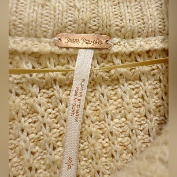 FREE PEOPLE Micah Cardi Sweater Women’s Small Ivory Combo Toggle Button - Picture 4 of 10